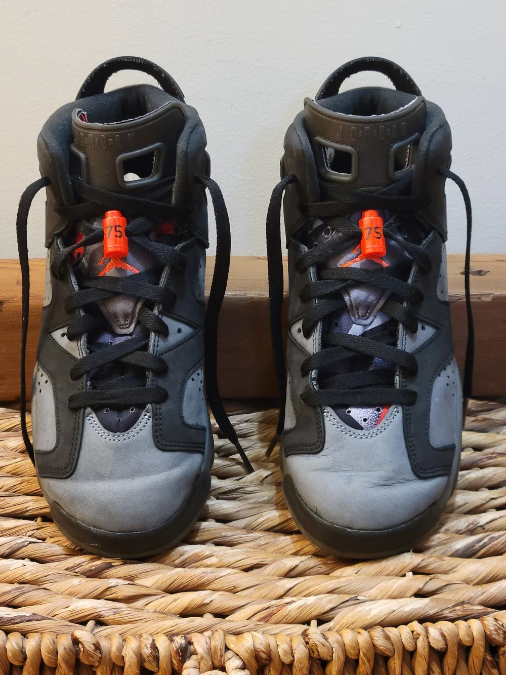 Paris Saint-Germain x Air Jordan 6 Retro 'Iron Grey'